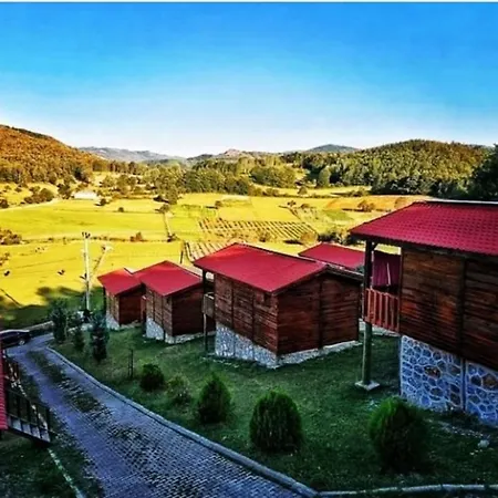 Sizmari Doga Evleri